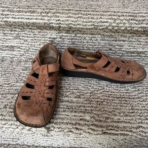 Alegria Leather Fishermen Sandals